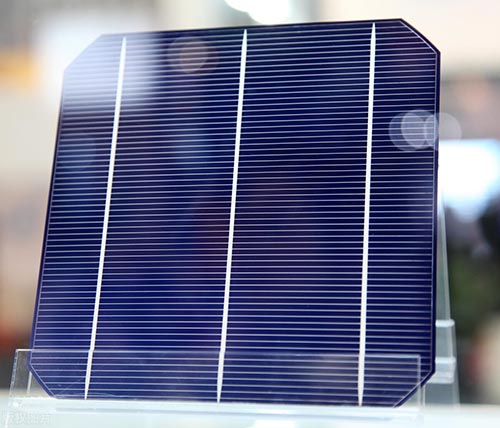 當激光技術(shù)遇上光伏產(chǎn)業(yè)：誰能更勝一籌？-3